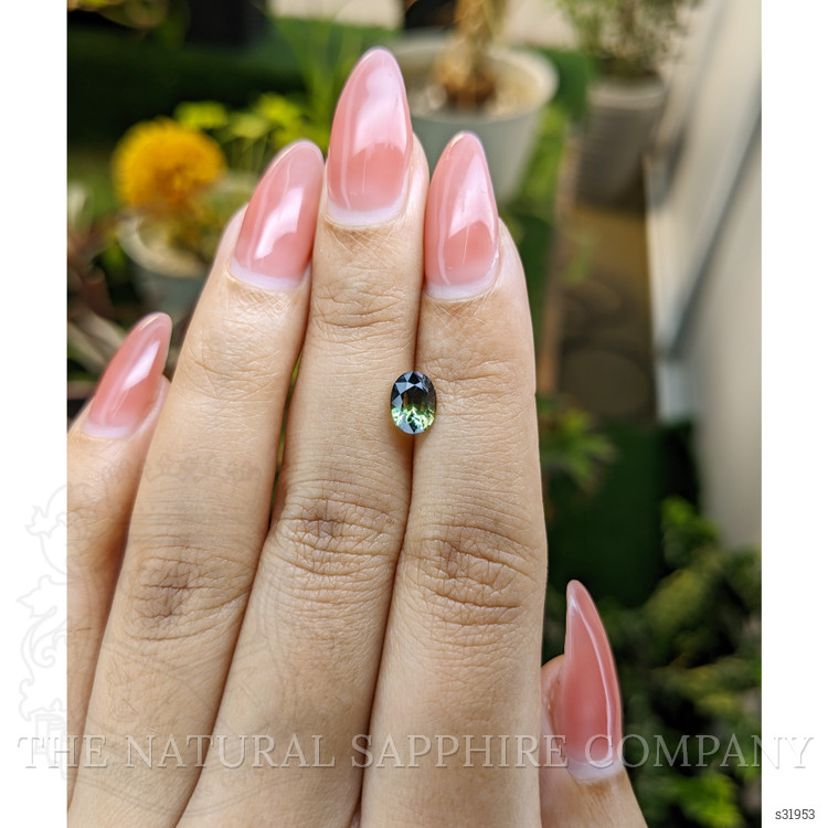 1.26 Ct. Bi Color Sapphire from Ceylon (Sri Lanka)