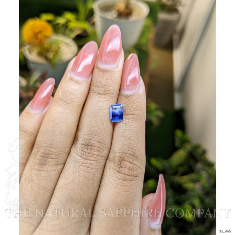 1.46 Ct. Bi Color Sapphire from Ceylon (Sri Lanka)