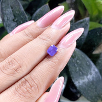 1.29 Ct. Violet Sapphire from Ceylon (Sri Lanka) Life Style