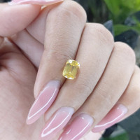 2.16 Ct. Yellow Sapphire from Ceylon (Sri Lanka) Life Style