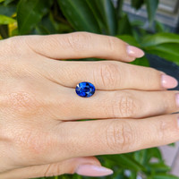 3.02 Ct. Blue Sapphire from Ceylon (Sri Lanka) Life Style