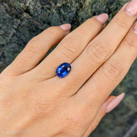 3.27 Ct. Blue Sapphire from Ceylon (Sri Lanka) Life Style