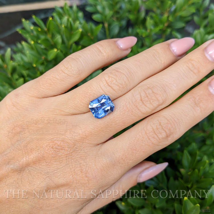 5.44 Ct. Blue Sapphire from Ceylon (Sri Lanka)
