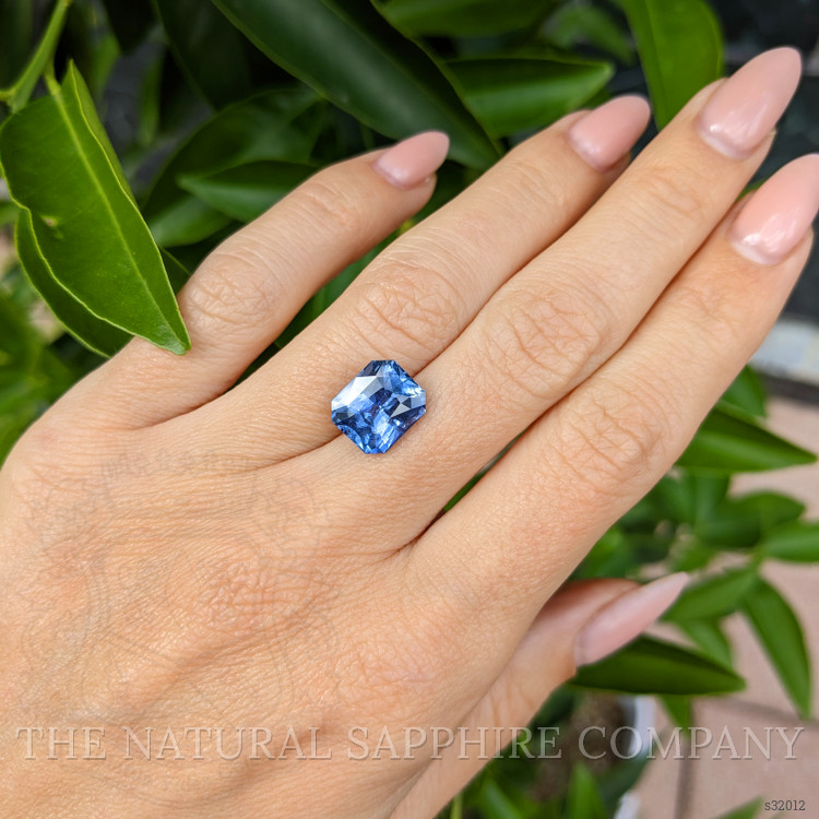 5.44 Ct. Blue Sapphire from Ceylon (Sri Lanka)