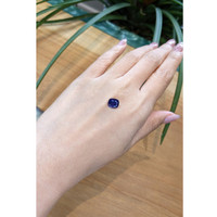 2.87 Ct. Blue Sapphire from Thailand Life Style