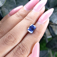 2.63 Ct. Blue Sapphire from Ceylon (Sri Lanka) Life Style