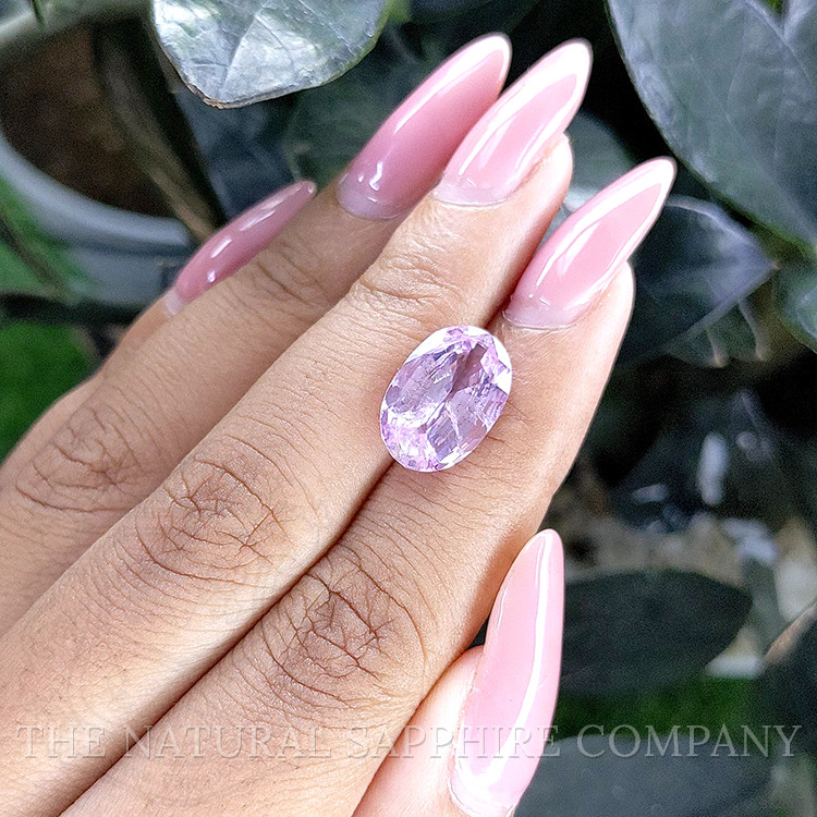 6.54 Ct. Purplish Pink Sapphire from Ceylon (Sri Lanka)