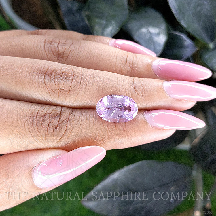 6.54 Ct. Purplish Pink Sapphire from Ceylon (Sri Lanka)