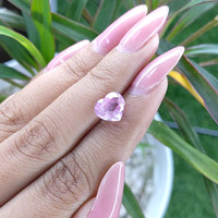 3.13 Ct. Pink Sapphire from Ceylon (Sri Lanka) Life Style