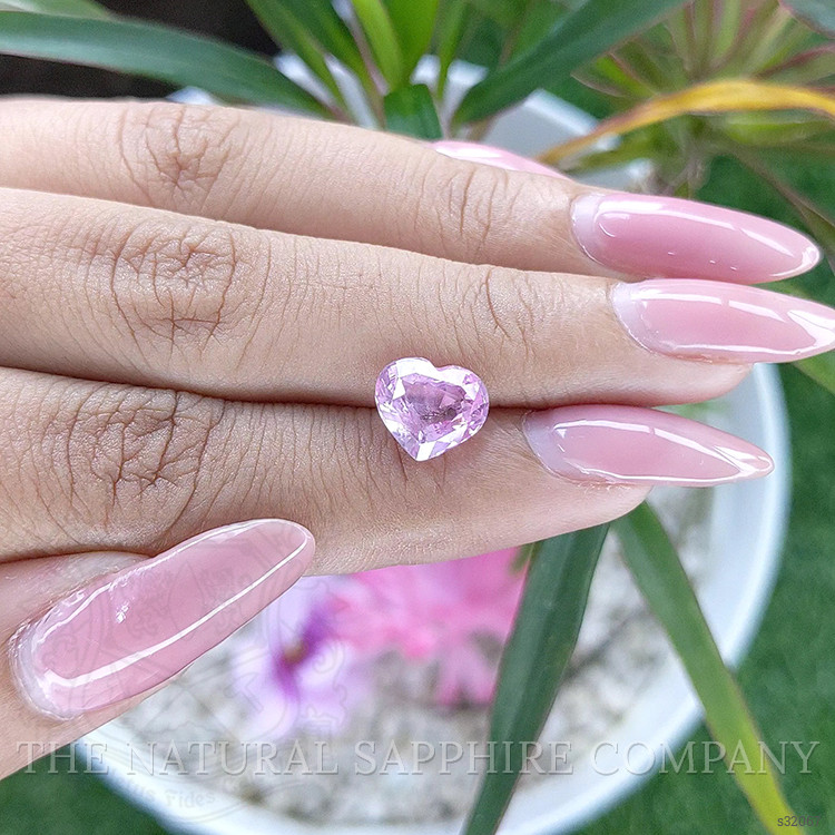 3.13 Ct. Pink Sapphire from Ceylon (Sri Lanka)