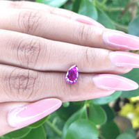 2.01 Ct. Purplish Pink Sapphire from Ceylon (Sri Lanka) Life Style