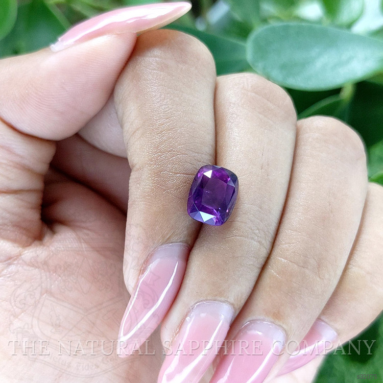 4.01 Ct. Purple Sapphire from Ceylon (Sri Lanka)
