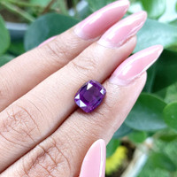 4.01 Ct. Purple Sapphire from Ceylon (Sri Lanka) Life Style