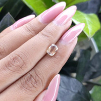 1.55 Ct. Bi Color Sapphire from Ceylon (Sri Lanka) Life Style