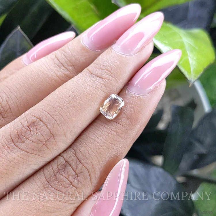 1.55 Ct. Bi Color Sapphire from Ceylon (Sri Lanka)