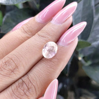 3.59 Ct. Pink Sapphire from Ceylon (Sri Lanka) Life Style