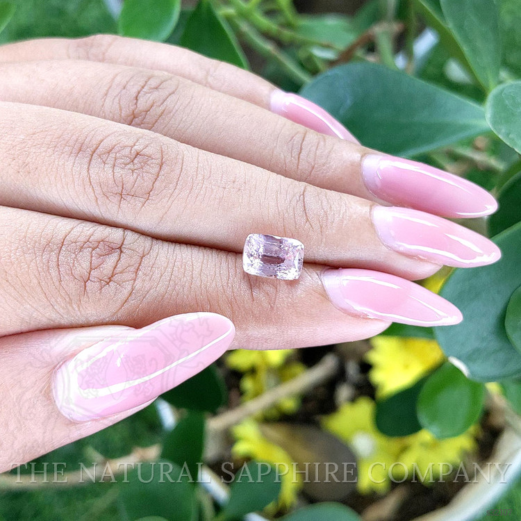 3.01 Ct. Pink Sapphire from Ceylon (Sri Lanka)