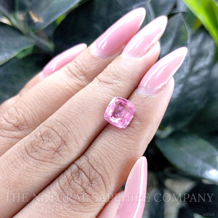 3.06 Ct. Pink Sapphire from Ceylon (Sri Lanka)