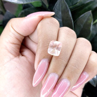 5.20 Ct. Peach Sapphire from Ceylon (Sri Lanka) Life Style