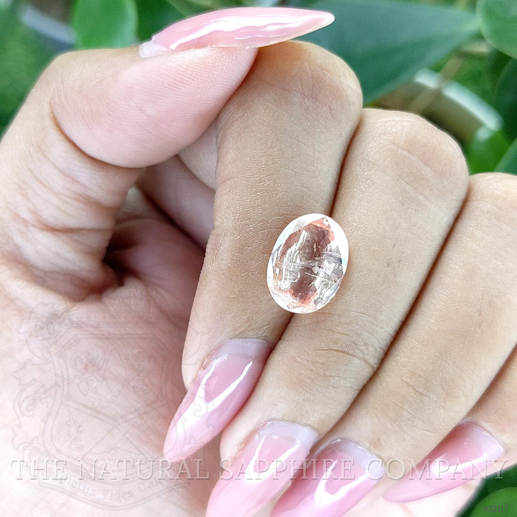 4.52 Ct. Peach Sapphire from Ceylon (Sri Lanka)