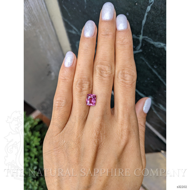 3.44 Ct. Pink Sapphire from Ceylon (Sri Lanka)
