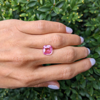 4.06 Ct. Pink Sapphire from Madagascar Life Style