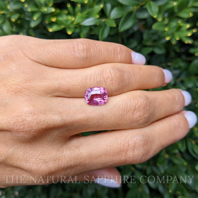 4.08 Ct. Purplish Pink Sapphire from Ceylon (Sri Lanka)