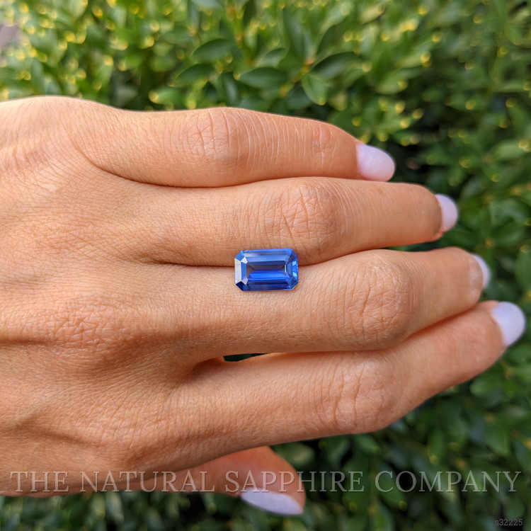 3.04 Ct. Blue Sapphire from Ceylon (Sri Lanka)