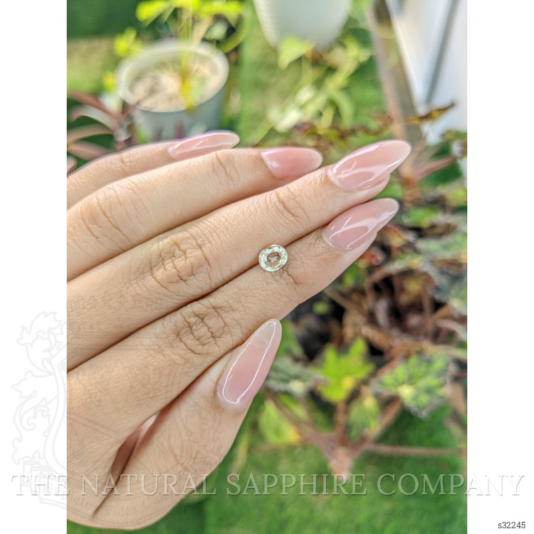 0.91 Ct. Yellow Sapphire from Ceylon (Sri Lanka)