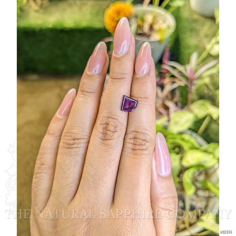 1.62 Ct. Pinkish Purple Sapphire from Ceylon (Sri Lanka)
