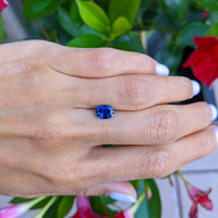 1.39 Ct. Blue Sapphire from Ceylon (Sri Lanka) Life Style