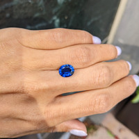 2.79 Ct. Blue Sapphire from Ceylon (Sri Lanka) Life Style