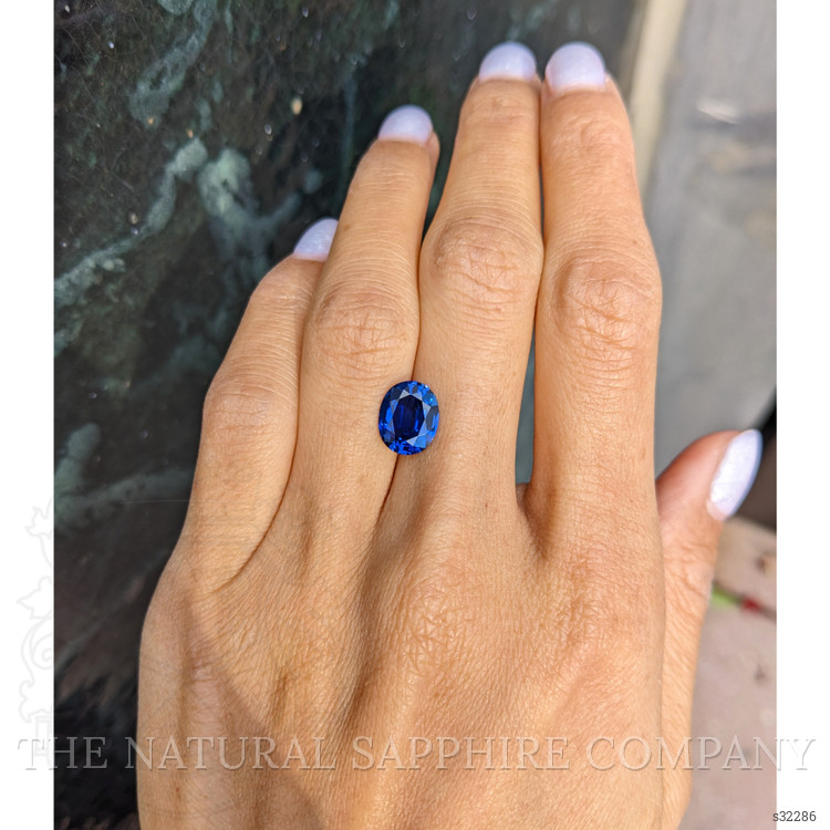 2.79 Ct. Blue Sapphire from Ceylon (Sri Lanka)