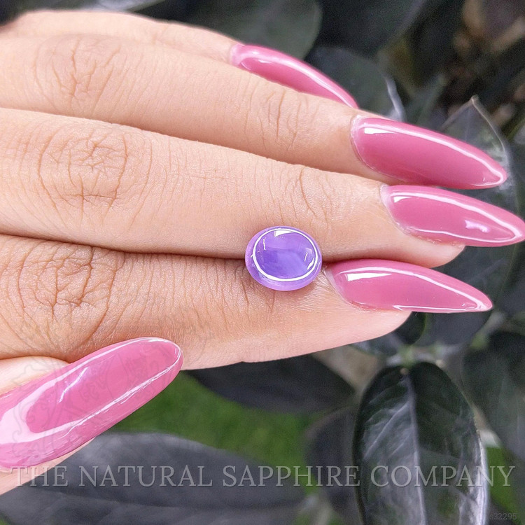 3.70 Ct. Purple Star Sapphire from Ceylon (Sri Lanka)