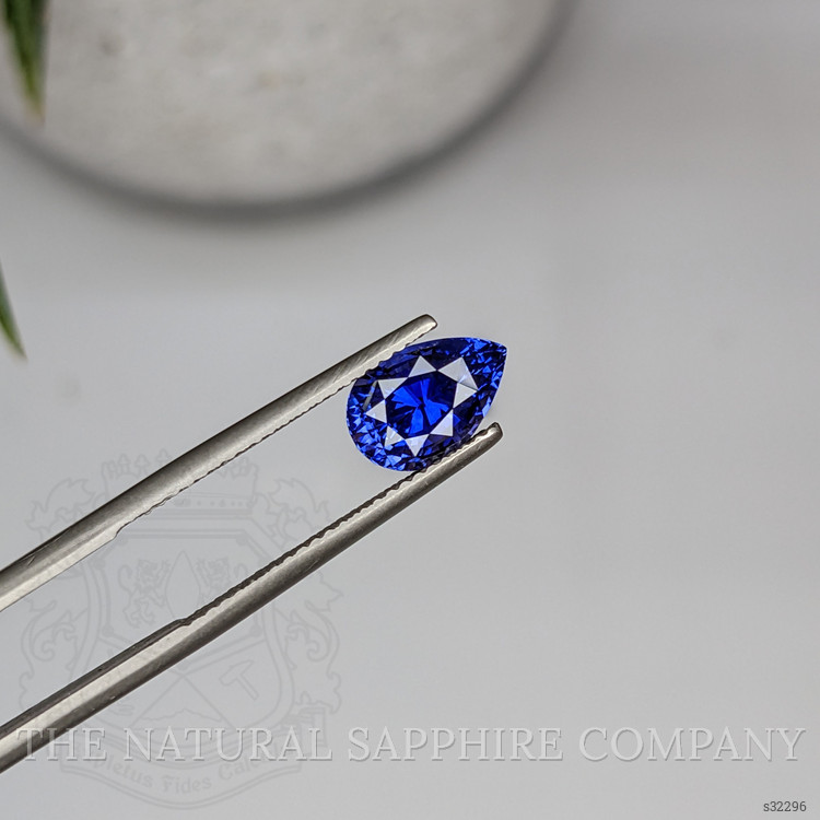3.02 Ct. Blue Sapphire from Ceylon (Sri Lanka)