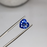 3.02 Ct. Blue Sapphire from Ceylon (Sri Lanka) Life Style
