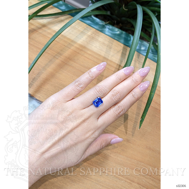 5.62 Ct. Blue Sapphire from Ceylon (Sri Lanka)