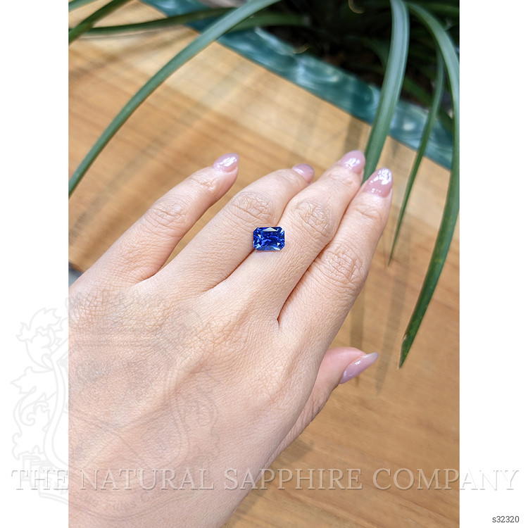 3.00 Ct. Blue Sapphire from Ceylon (Sri Lanka)