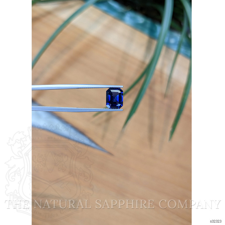 4.03 Ct. Blue Sapphire from Ceylon (Sri Lanka)