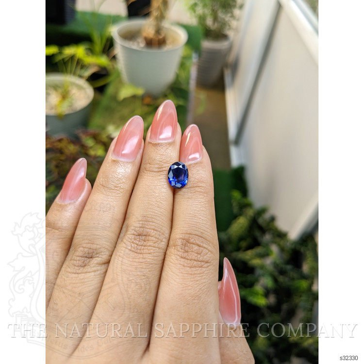 2.77 Ct. Bi Color / Parti Sapphire from Ceylon (Sri Lanka)