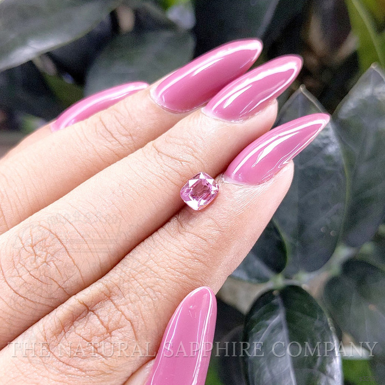 1.02 Ct. Pink Sapphire from Ceylon (Sri Lanka)