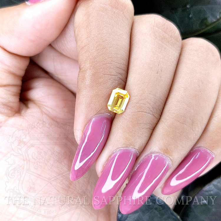 1.05 Ct. Yellow Sapphire from Ceylon (Sri Lanka)