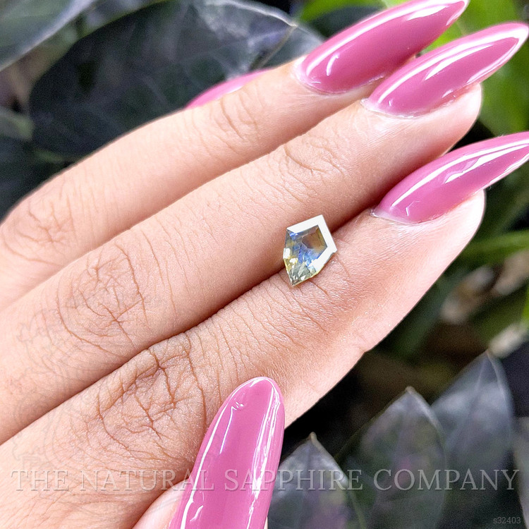 1.15 Ct. Bi Color Sapphire from Africa