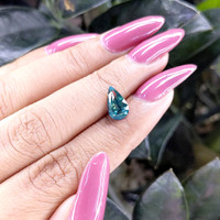 1.68 Ct. Bi Color Sapphire from Africa Life Style