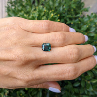 4.05 Ct. Yellowish Green Sapphire from East Africa Life Style