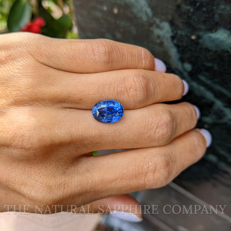 5.49 Ct. Blue Sapphire from Ceylon (Sri Lanka)