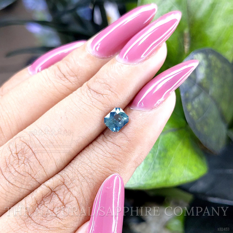 1.06 Ct. Greenish Blue Sapphire from Madagascar