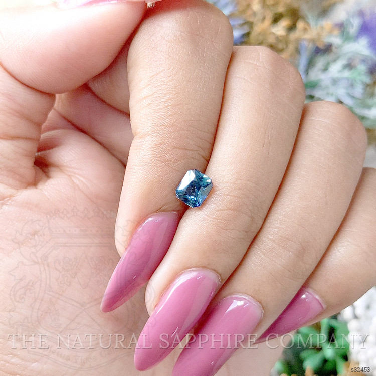 1.06 Ct. Greenish Blue Sapphire from Madagascar