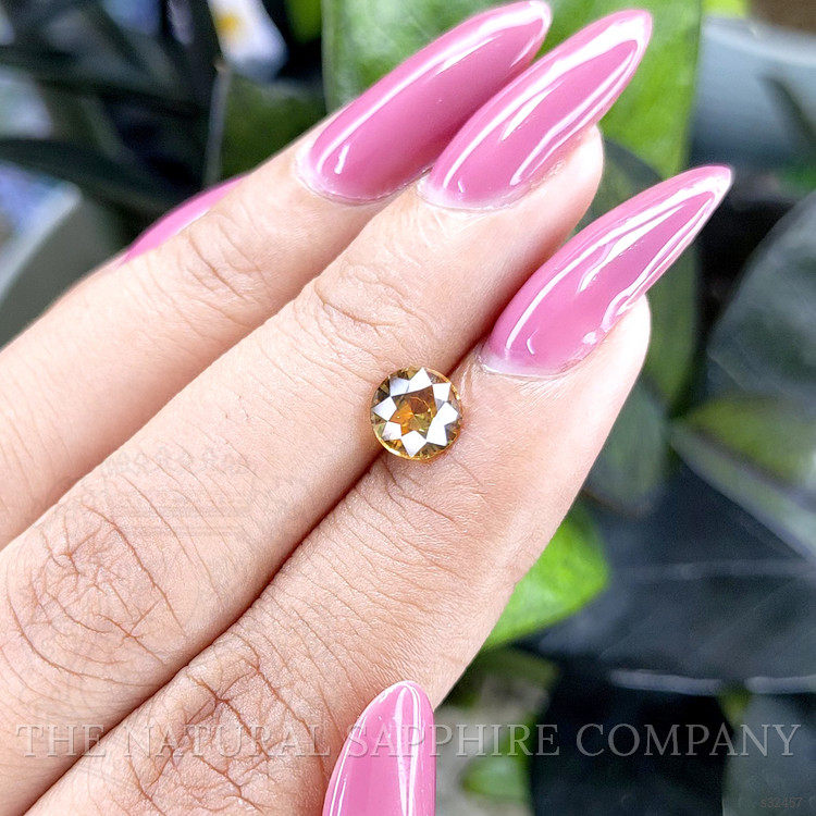 1.27 Ct. Bi Color Sapphire from Madagascar