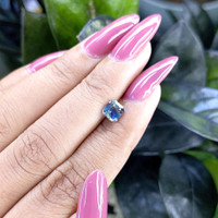 1.02 Ct. Bi Color Sapphire from Madagascar Life Style